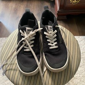 Vans ultra range sneakers